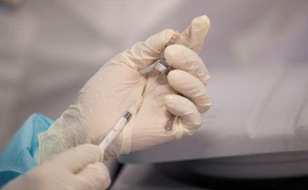 vacuna-kVXB-U130767157866FgD-624x385@RC