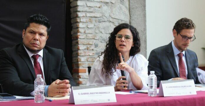 21c7e896-b27b-419a-bc8e-dceeceb96f83